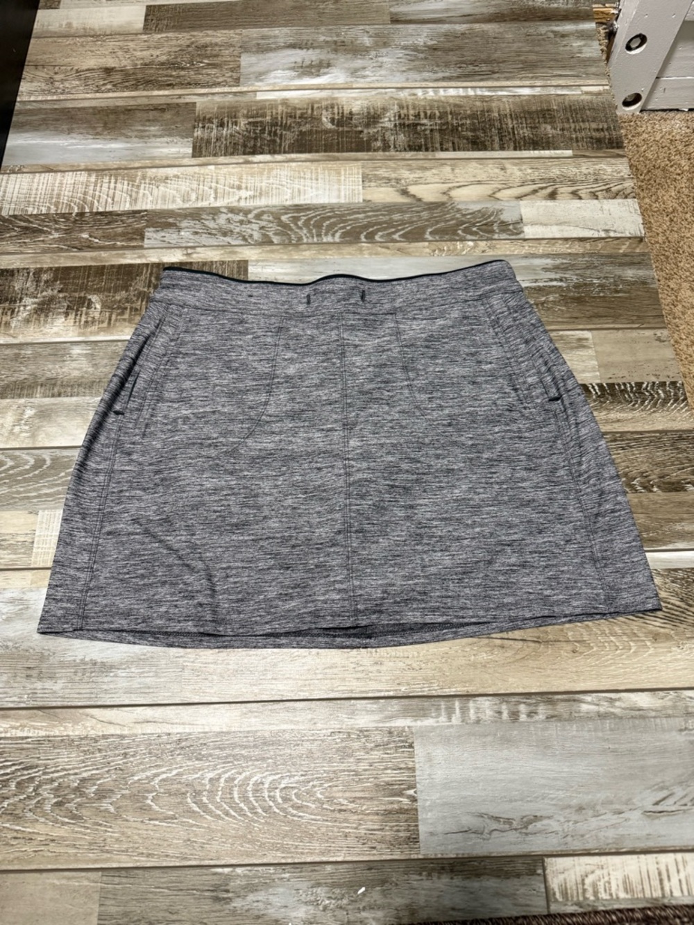 Kuhl Heather Grey Mini Skort Skirt Outdoor Pockets Hiking Size M